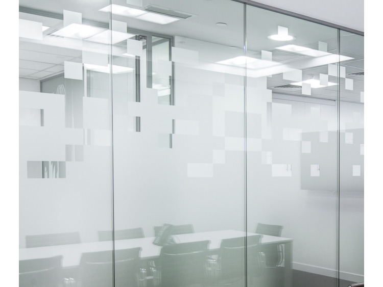 Adh&eacute;sif d&eacute;poli (sabl&eacute;)